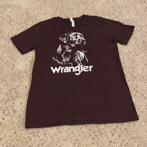 Wrangler “Dog”  T-shirt, size M.  Burgundy color.